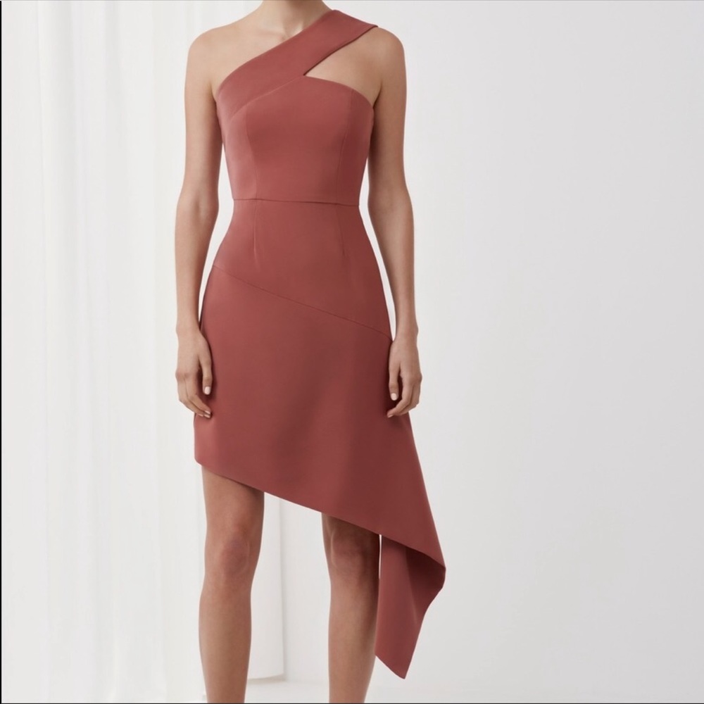 Keepsake the label size M bandage off the shoulder